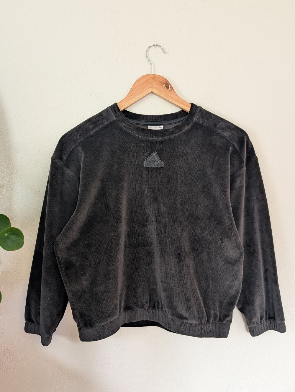 Adidas | 10/12 | Long Sleeve Rib Velour Crewneck Pullover Sweatshirt